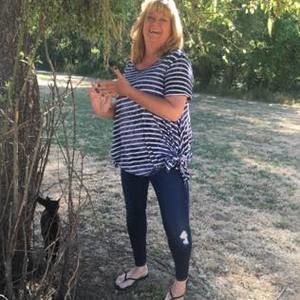 Meet your Posher, Kelly